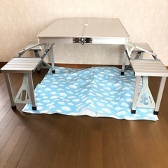 取引き中　折りたたみテーブルチェア中古