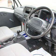 ☆自社分割払いもok☆SUBARUサンバートラック・ワンオーナー！エアコン付き！入庫しました！の画像