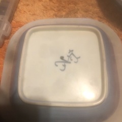 皿4枚です鉢は決まりましたの画像