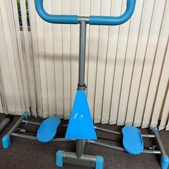 レッグスライダー　足痩せ　健康器具