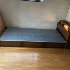 引き出し付　シングルベッドの画像