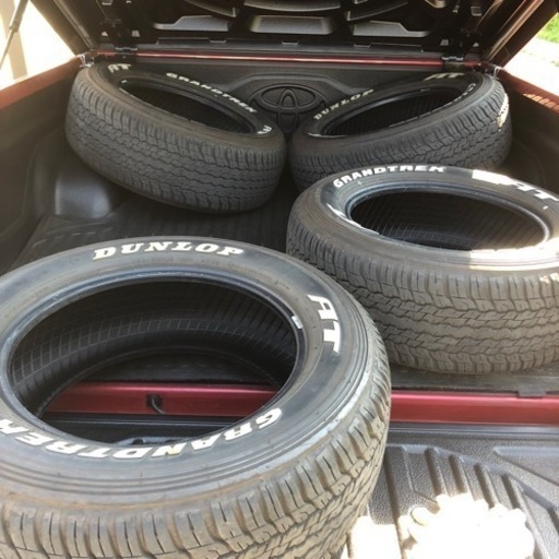 265/60R18 4本　ハイラックス ブラックラリーエディション 純正タイヤ ホワイトレター ダンロップ　DUNLOP GRANDT