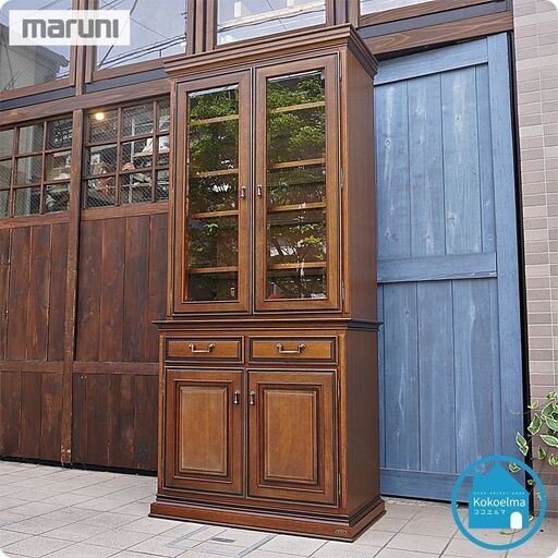 人気のmaruni(マルニ)地中海シリーズの食器棚です！！クラシックなデザインが印象的なアンティーク調のカップボードはリビングボードや書棚などにもおススメです♪CE103