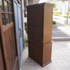 人気のmaruni(マルニ)地中海ROYALシリーズの食器棚です！！クラシック