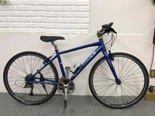 トレック　FX 7.4 人気クロスバイク　3*8s