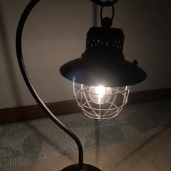 インテリア　ランプ ライトの画像
