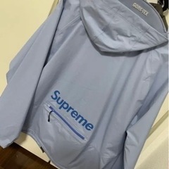 Supremeのジャンパー✩の画像