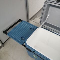 【値下げ】車輪付き大型クーラーボックスの画像