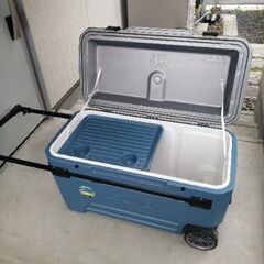 【値下げ】車輪付き大型クーラーボックスの画像