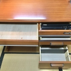 ★お取引者さま決定★机高さ変更可能！学習机 照明2個付の画像