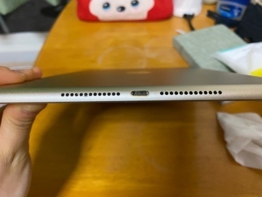 ipad 5 golden+128g+wifiモデル+充電器（Y'z様予定済み