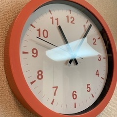 IKEA 壁掛け時計の画像