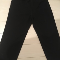 【早い者勝ち】GU黒ズボンLの画像