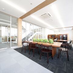 【人気の受付　時給￥1,100】カーディーラーでの受付事務やデータ入力