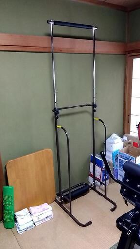 ぶら下がり健康器  ストレッチ エクササイズ