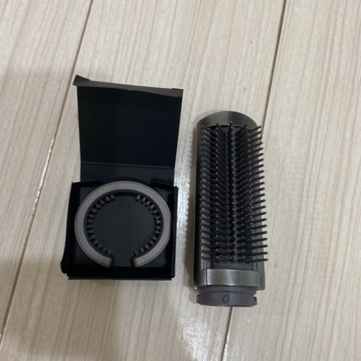 dyson エアラップ ボリュームアンドシェイプ 新品未使用