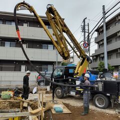 未経験者でも歓迎！　コンクリート圧送車を使った生コンの圧送の仕事の募集ですの画像