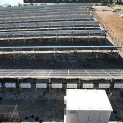 【高収入】時給2000円！お持ちの草刈り機で太陽光発電所の草刈りをお願いできる方急募！の画像