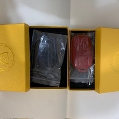未使用品　車キーケース　本革　黒色　キーホルダー付きの画像