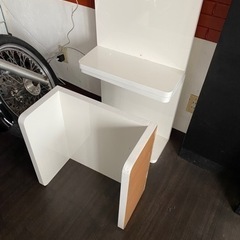 使い道色々なお洒落な棚3個の画像