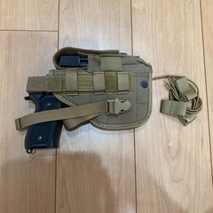 新品　ホルスター　マグポーチ付