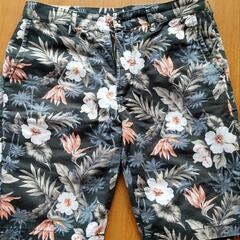 【値下げ】アロハショートパンツ