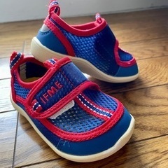 キッズ　サンダル　13.5センチ