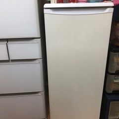 美品冷凍庫 値下げ2万円 値段交渉します