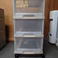 キャスター付き　ドロワーチェスト　クローゼットサイズ