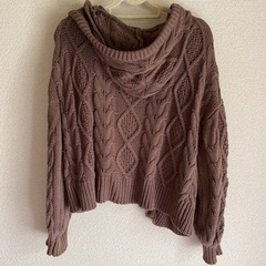 ニットパーカー早めの取引希望の画像