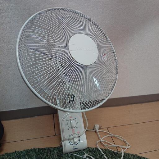壁掛け扇風機(動作確認済)