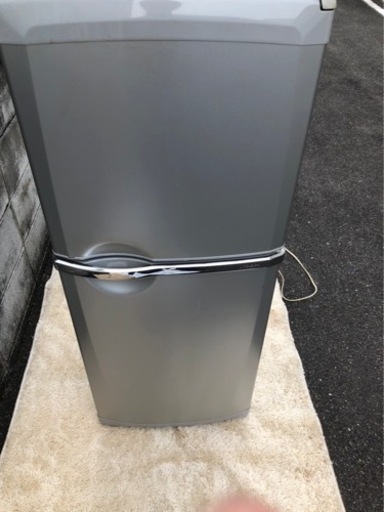 三菱冷凍冷蔵庫  MR-14EV6-S  136L シルバー