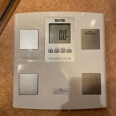 体重計TANITAの画像