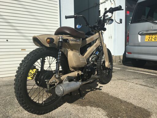 ホンダ スーパーカブ カブ 70 オフロード仕様 スーパートラップマフラー ベージュに装済み