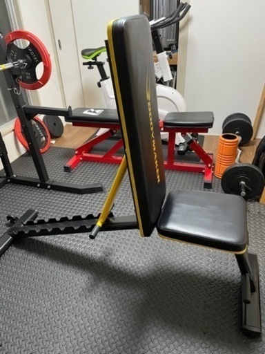 トレーニングベンチ、インクライン