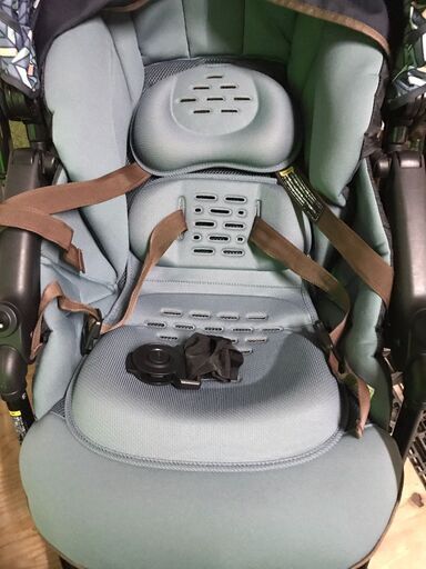 美品 Combi コンビ CWL スゴカルα 4キャス compact エッグショック HT 17569 ベビーカー ヘリンボンネイビ