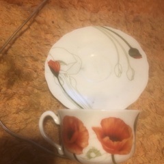 NARUMIのカップとFRANCFRANCのでカップとソーサーの画像