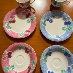 ほぼ未使用GIVENCHYジバンシーティカップとお皿2枚×2組　...