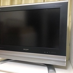 液晶カラーテレビ