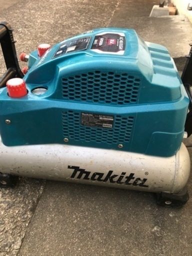 マキタ　コンプレッサー　ac461xgh  引き取り限定