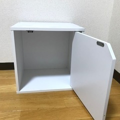扉付き　シンプル　収納　キューブボックス　棚　カラーボックス　白　１段　ホワイトの画像