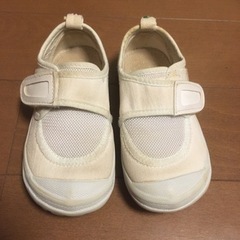 【お譲り先決定しました】教育シューズ　16.0cm 上履き