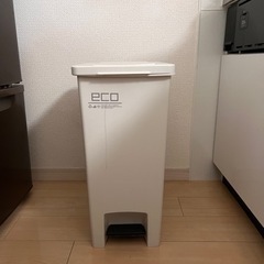 アスベル ゴミ箱 エバンペダルペール45L SD ホワイトの画像