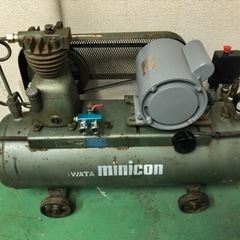 【取引完了】100V岩田製エアコンプレッサー約60Lタンク？　メ...