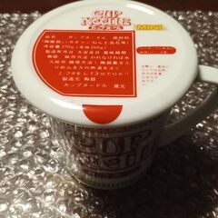 カップヌードル　の　マグカップ