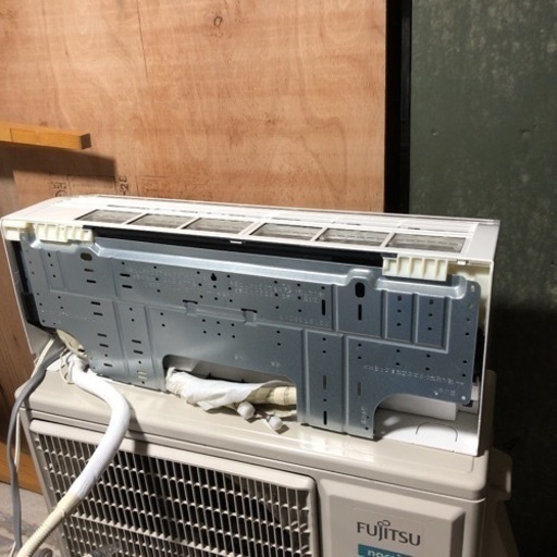 富士通 AS-V40H-W 100V 14-17畳 2019年製