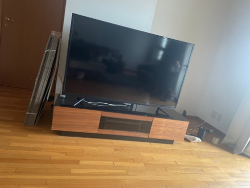 液晶テレビ