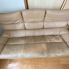 【売ります】カリモクのソファー　3人掛け