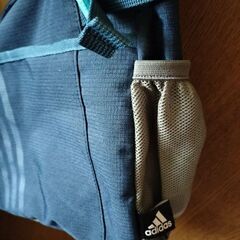 アディダス　ショルダーバックの画像