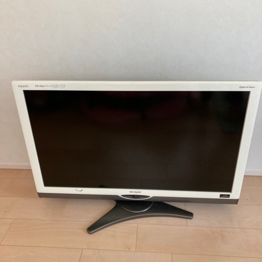 取引中SHARP AQUOSテレビ  LC40SE1ホワイト(リモコンなし)